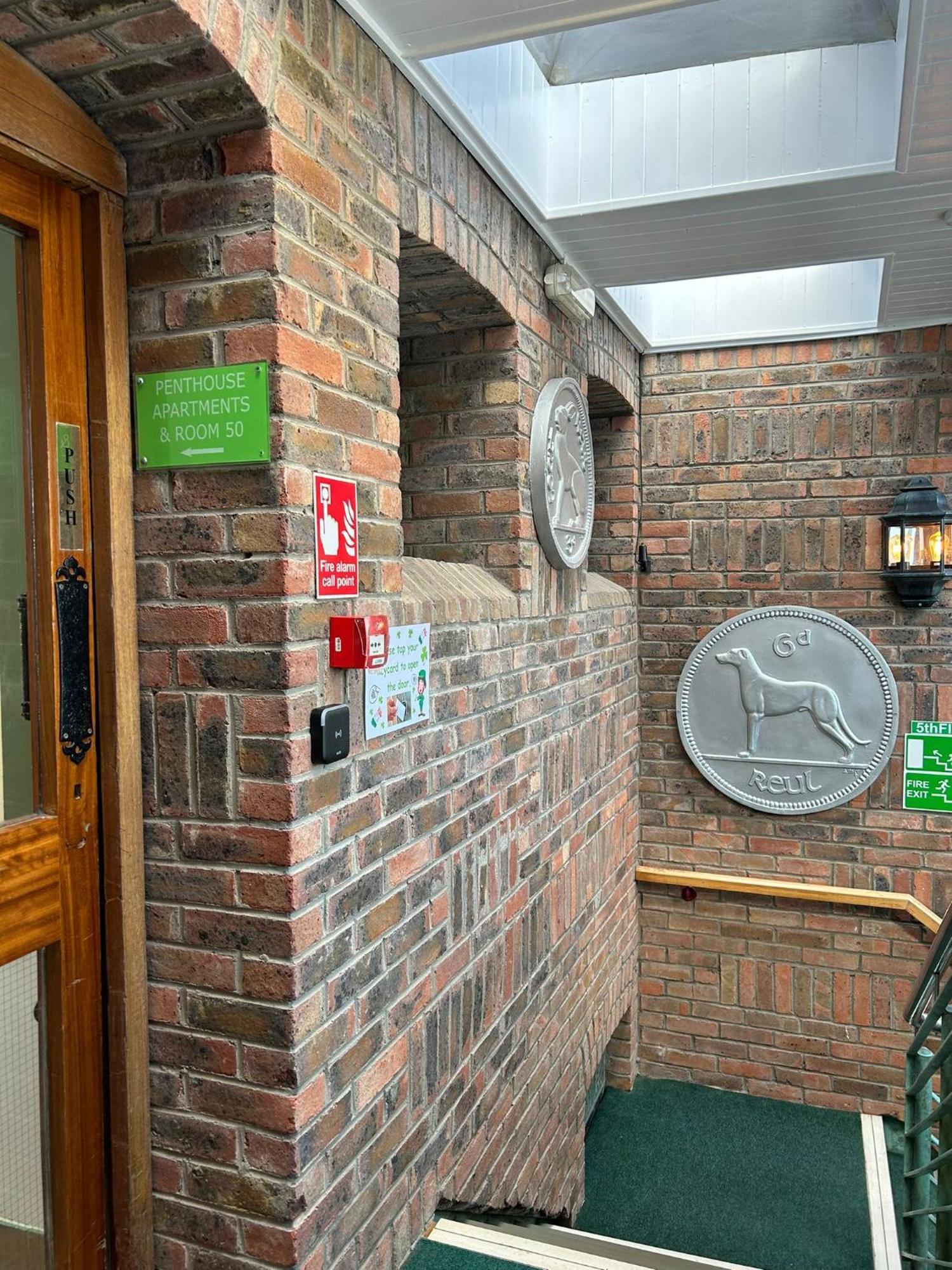 Gogartys Temple Bar Apartments Dublin Eksteriør billede